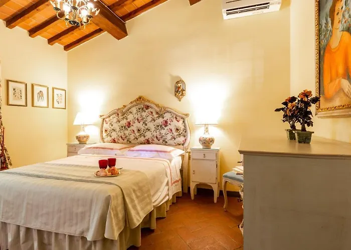 Elisa 16, Emma Willa