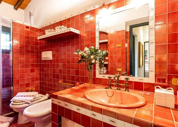 Elisa 16, Emma Willa *