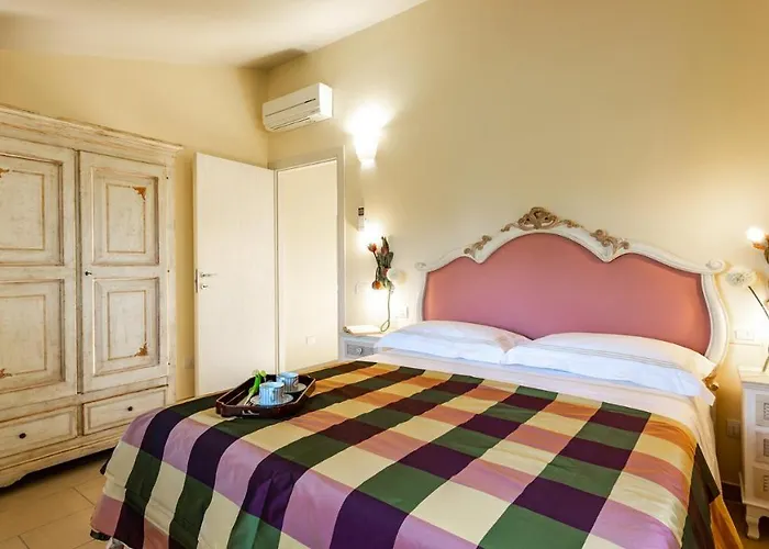 Elisa 16, Emma Willa